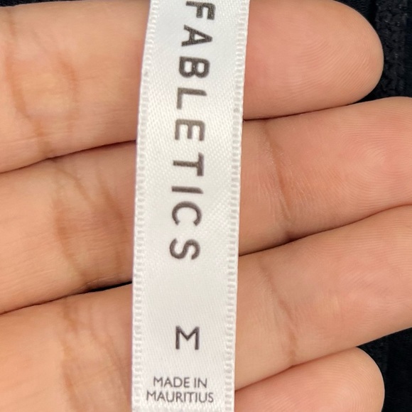 Fabletics Ziva Half Zip Pullover Windbreaker Jacket Black Sz Medium. - Picture 6 of 7